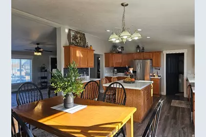217 W 2100 S, Vernal, UT 84078 - Photo 7