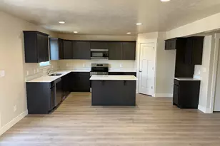 443 N 500 E, Salem, UT 84653 - Photo 3