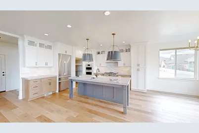 897 N Main St St, Mapleton, UT 84664 - Photo 3