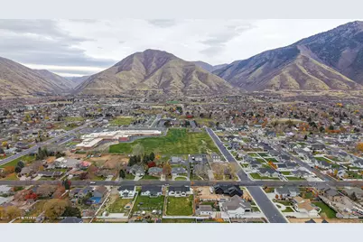 897 N Main St St, Mapleton, UT 84664 - Photo 43