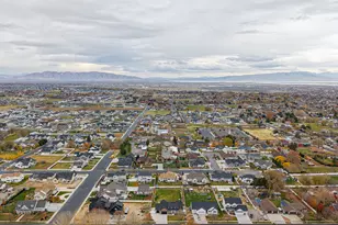 897 N Main St St, Mapleton, UT 84664 - Photo 41