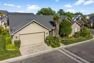 2050 W Canyon View Dr, Saint George, UT 84770 - Photo 1