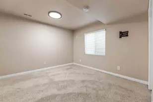 8224 S Oak Vista Dr, West Jordan, UT 84081 - Photo 33