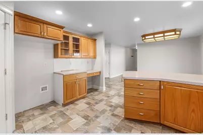 2474 N Dorchester Ave, Harrisville, UT 84414 - Photo 9