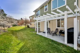 8935 S Quarry Stone Way E, Sandy, UT 84094 - Photo 19