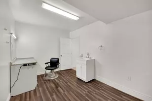 8935 S Quarry Stone Way E, Sandy, UT 84094 - Photo 7