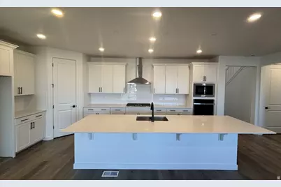 12763 S Glacier Trail Ln #170, Herriman, UT 84096 - Photo 3