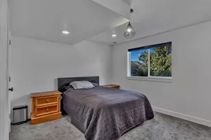 147 W 925 N, Centerville, UT 84014 - Photo 17