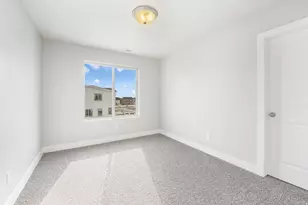 5239 N Evergreen Wy, Eagle Mountain, UT 84005 - Photo 35