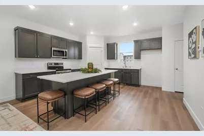 5239 N Evergreen Way, Eagle Mountain, UT 84005 - Photo 3