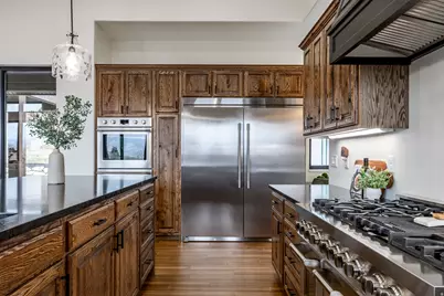 5842 Old Snowbasin Rd, Huntsville, UT 84317 - Photo 17