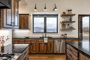 5842 Old Snowbasin Rd, Huntsville, UT 84317 - Photo 19