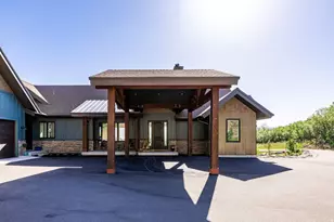 5842 Old Snowbasin Rd, Huntsville, UT 84317 - Photo 3