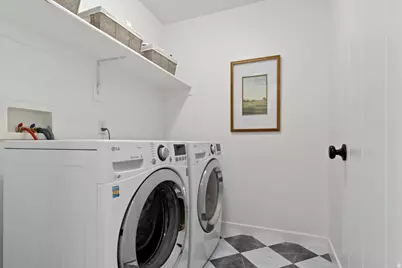 598 S Highpoint Dr, Saratoga Springs, UT 84045 - Photo 25