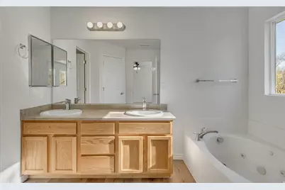 1519 W Napa Ave, Bluffdale, UT 84065 - Photo 13