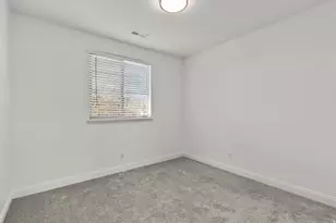 7614 S 1000 E, Midvale, UT 84047 - Photo 17