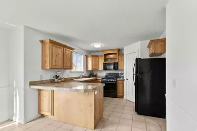 7614 S 1000 E, Midvale, UT 84047 - Photo 9