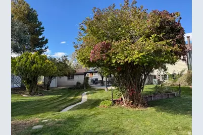 4460 S Jills Pl, West Valley, UT 84120 - Photo 29