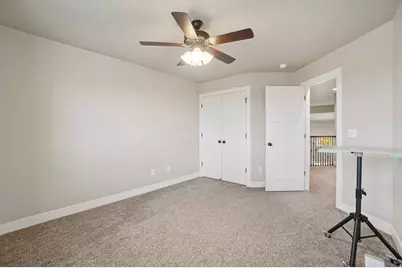 378 N Thurston Ln, Layton, UT 84040 - Photo 41