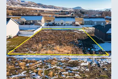 352 E 300 N #15, Richmond, UT 84333 - Photo 1