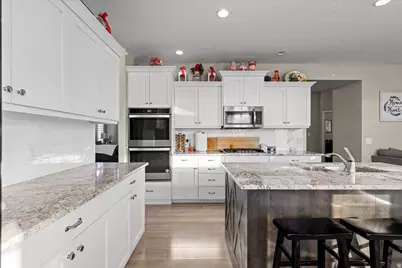 1072 Davenport Dr, Grantsville, UT 84029 - Photo 7