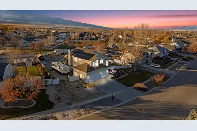 1072 Davenport Dr, Grantsville, UT 84029 - Photo 5