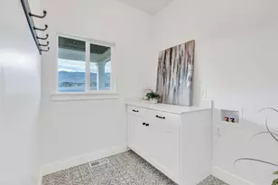 717 W Lighthouse Dr, Saratoga Springs, UT 84045 - Photo 19