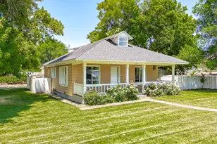 205 E Center St, Salem, UT 84653 - Photo 1