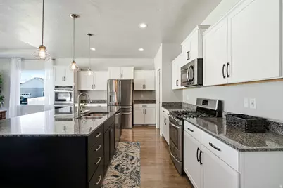 108 E Paradise Ct, Saratoga Springs, UT 84045 - Photo 11