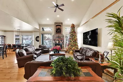 9616 N Canyon Heights Dr, Cedar Hills, UT 84062 - Photo 15