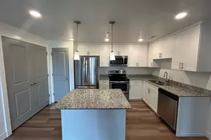 875 S Depot St E, Clearfield, UT 84015 - Photo 3