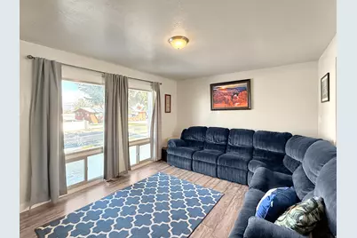 493 W 5100 S, Washington Terrace, UT 84405 - Photo 3