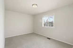 225 E 1350 N, Lehi, UT 84043 - Photo 11