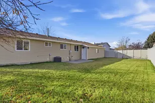 225 E 1350 N, Lehi, UT 84043 - Photo 27