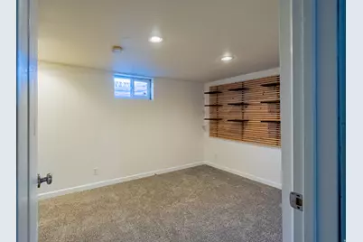 5068 S Cheerful Dr W, Taylorsville, UT 84123 - Photo 15