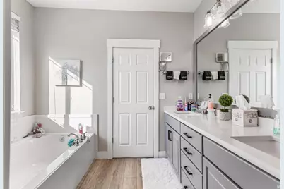 710 E 100 S, Hyde Park, UT 84318 - Photo 21