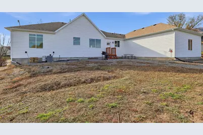 570 N 200 E, Wellsville, UT 84339 - Photo 11