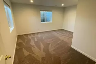 481 N Wall Ave, Ogden, UT 84404 - Photo 7