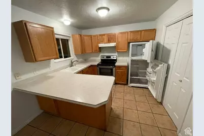481 N Wall Ave, Ogden, UT 84404 - Photo 5