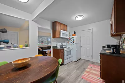 2563 S Green St, Salt Lake City, UT 84106 - Photo 5