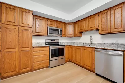 5224 S Spring Gate Dr E, Holladay, UT 84117 - Photo 7