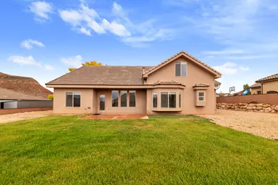 922 E Silver Shadows Dr S, Washington, UT 84780 - Photo 27