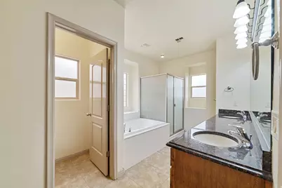 922 E Silver Shadows Dr S, Washington, UT 84780 - Photo 15