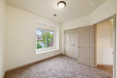 922 E Silver Shadows Dr S, Washington, UT 84780 - Photo 17