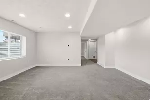 2268 S 2205 W, Woods Cross, UT 84087 - Photo 39