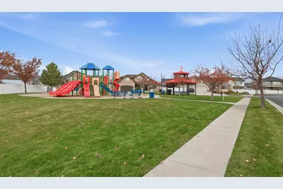 2268 S 2205 W, Woods Cross, UT 84087 - Photo 73