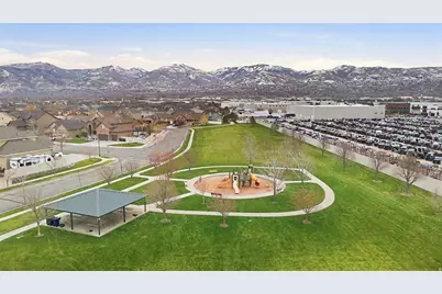 2268 S 2205 W, Woods Cross, UT 84087 - Photo 71