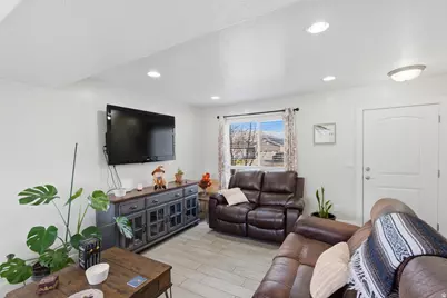 184 S Ranch Rd E, Grantsville, UT 84029 - Photo 3