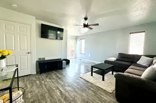 7841 N Saddleback Dr, Eagle Mountain, UT 84005 - Photo 5