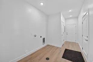 1481 N Saratoga View Ln, Saratoga Springs, UT 84045 - Photo 13